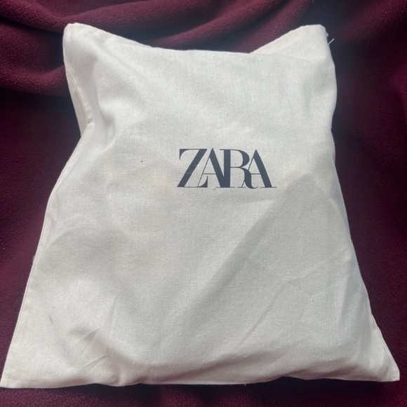 Zara Men’s Chunky Fabric Sneakers| CHUNKY FABRIC SNEAKERS BLACK 1/2269/620/800/ - Picture 2 of 6